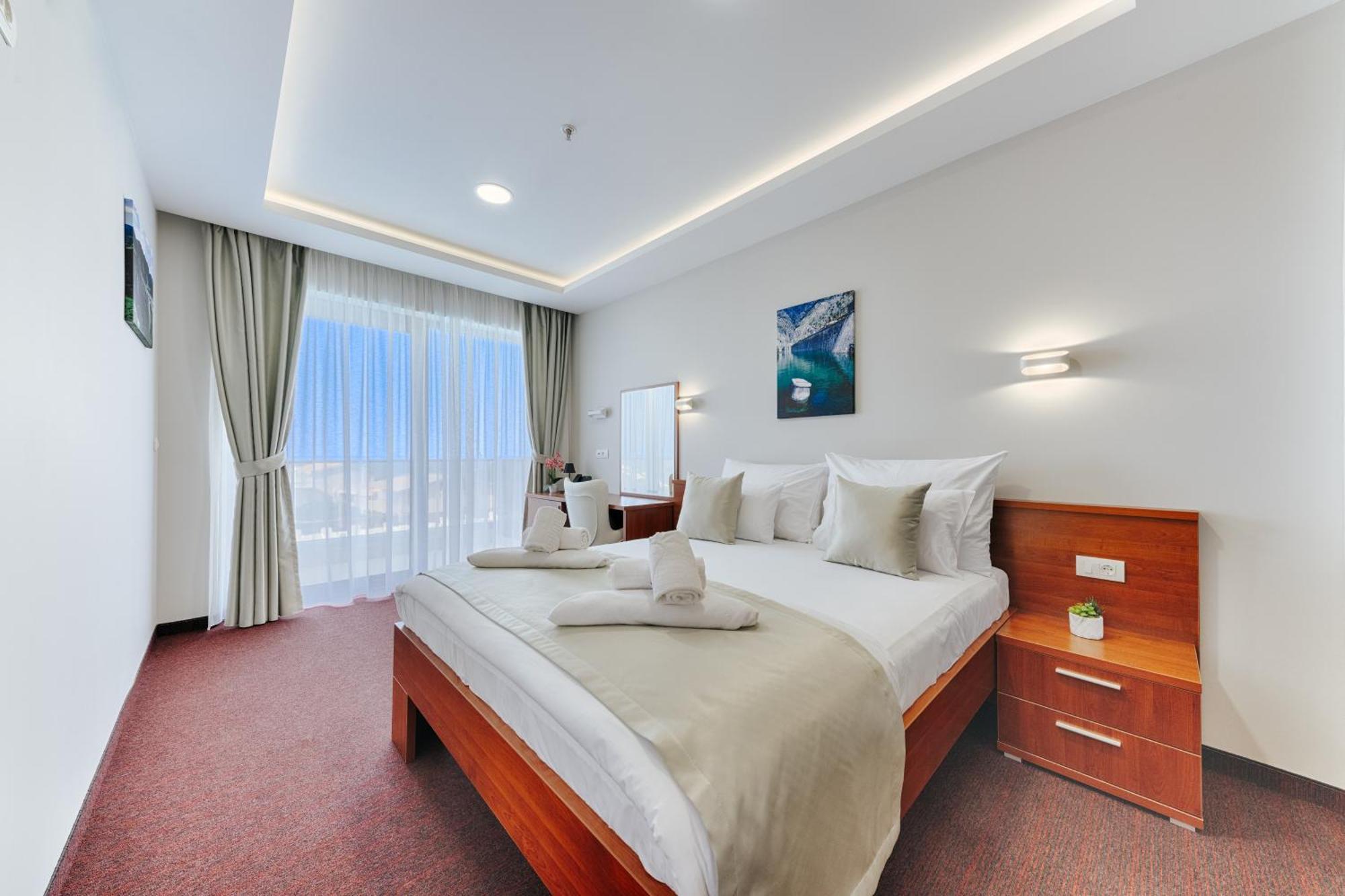 Bh Hotel Dobro Voda โดบราวอดา ภายนอก รูปภาพ